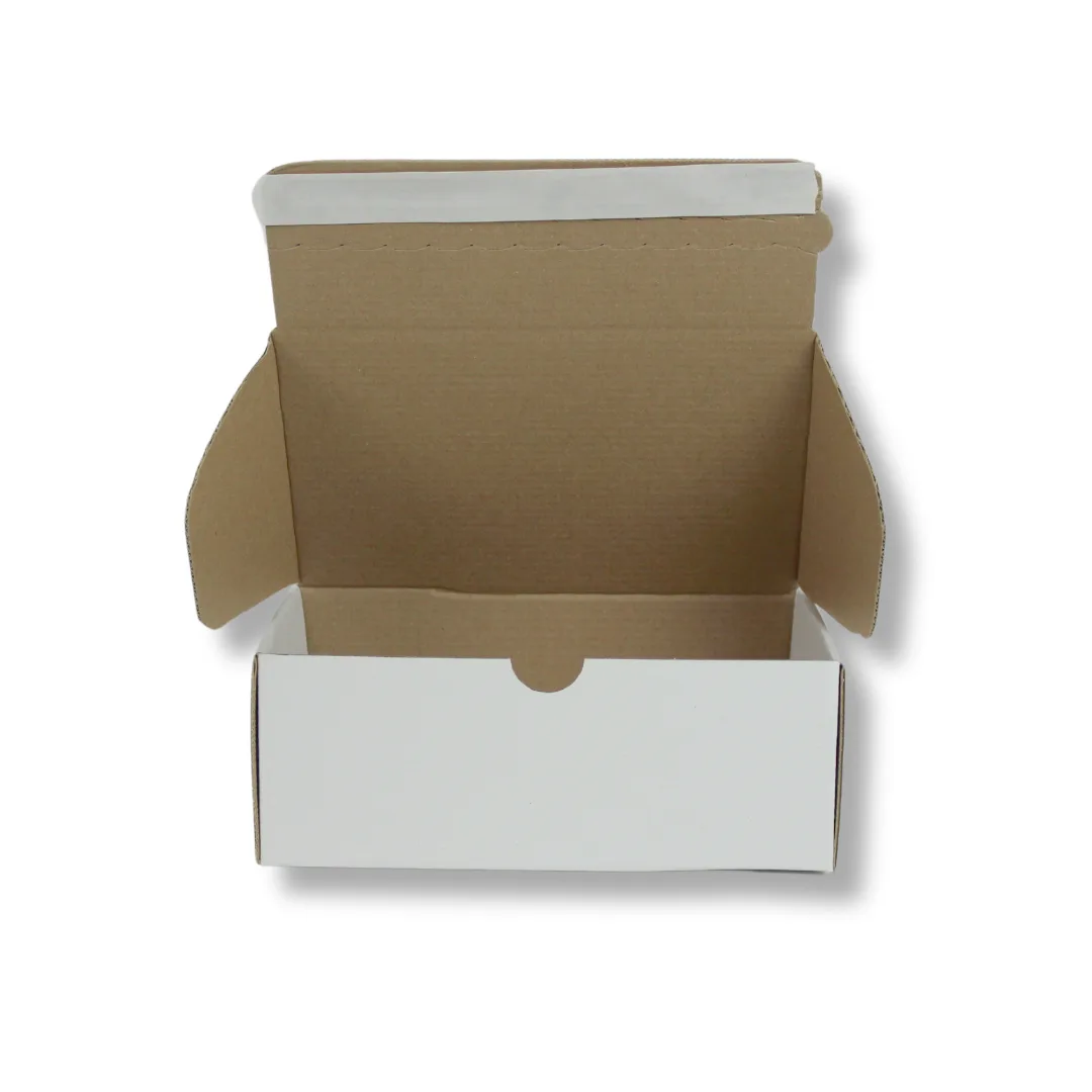 20x12,5x7,5 cm Bant Yapıştırmalı Kutu – Beyaz – 50'li Paket