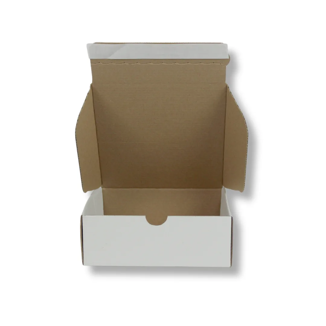 17x17x6 cm Bant Yapıştırmalı Kutu – Beyaz – 25'li Paket