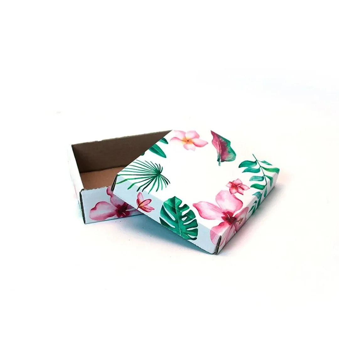 Renkli Çiçekli Hediye Kutusu 20x16x6 cm – 1 Adet