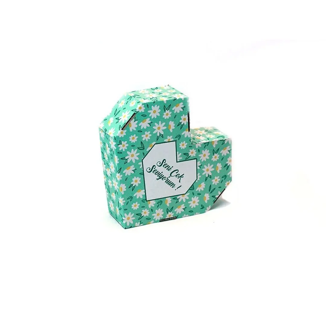 Kalpli Dilekli Hediye Kutusu 27x26,5x8 cm – 1 Adet