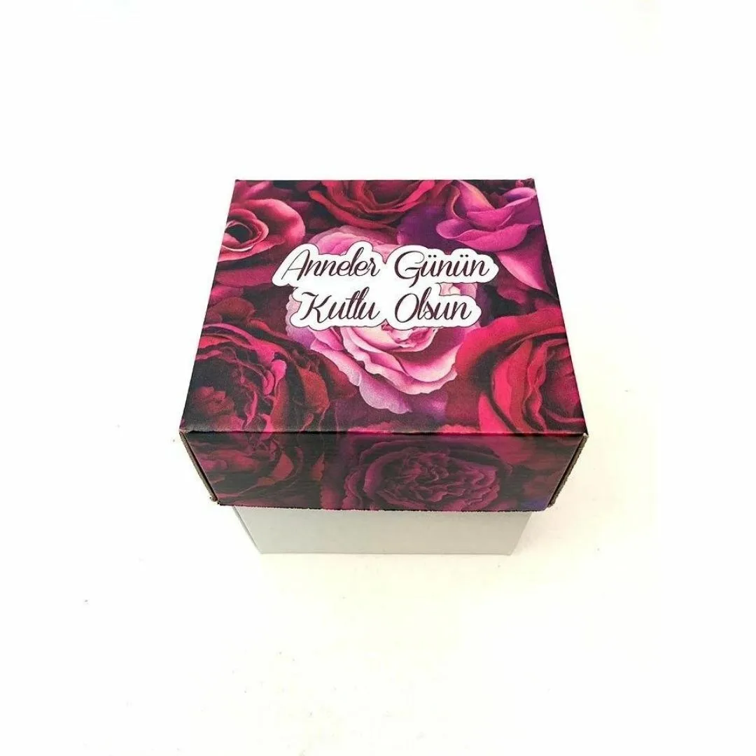 9x9x9 cm Anneler Günü Hediye Kutusu – 1 Adet